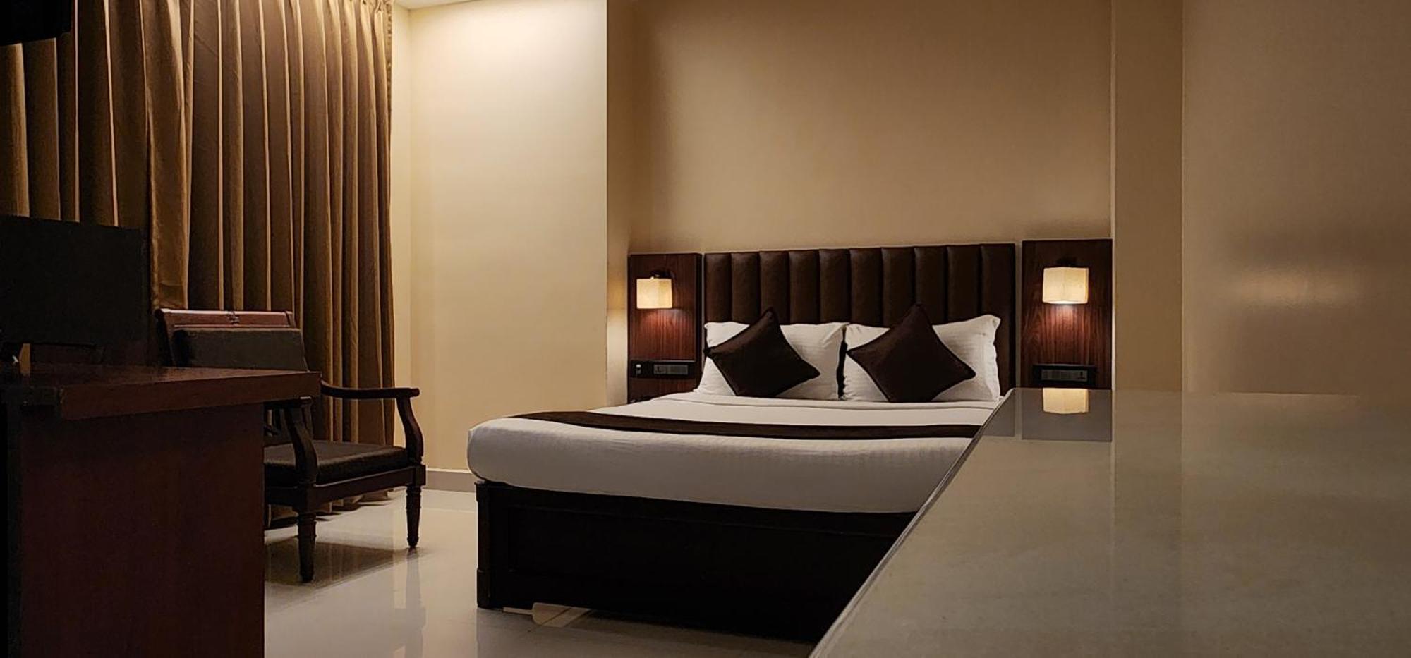 Hotel Arcadia Kottayam Exterior photo